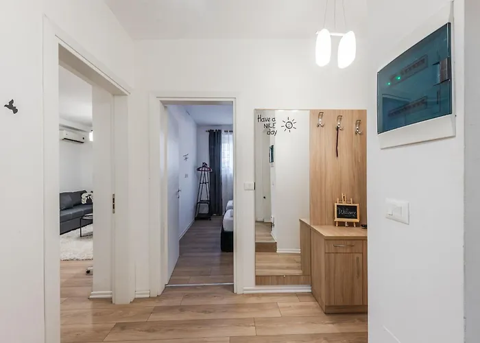 Noir By Appartement